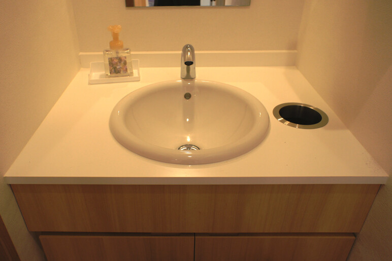 パウダールーム